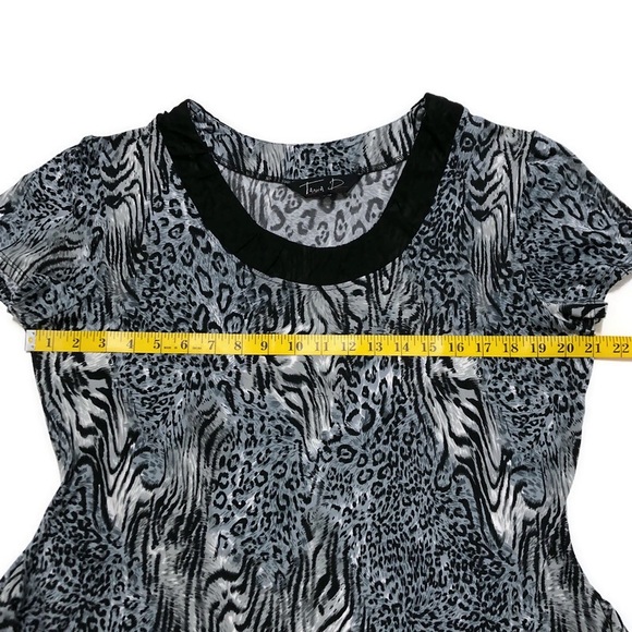 Black and Gray Animal Print Blouse | Size XL - Picture 11 of 12